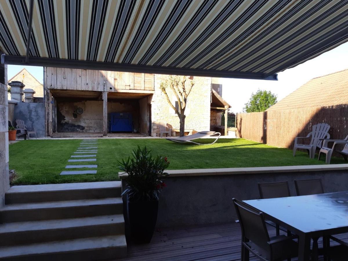 Le Gite Des Jardins Entrains-sur-Nohain Exterior foto